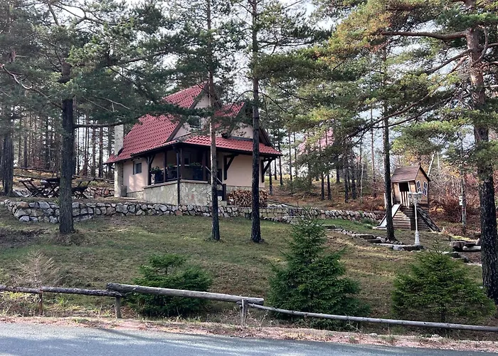 Vikendica Martinovic 펜션